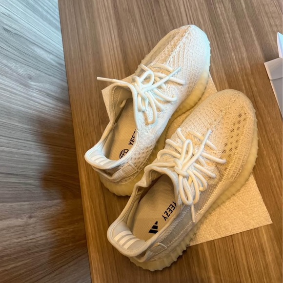 Adidas Yeezy Boost 350 V2 Bone (Discontinued) - Picture 7 of 8